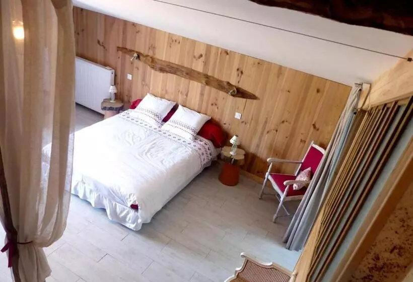 ベッドアンドブレックファースト Le Jardin Des Pierres Brunes