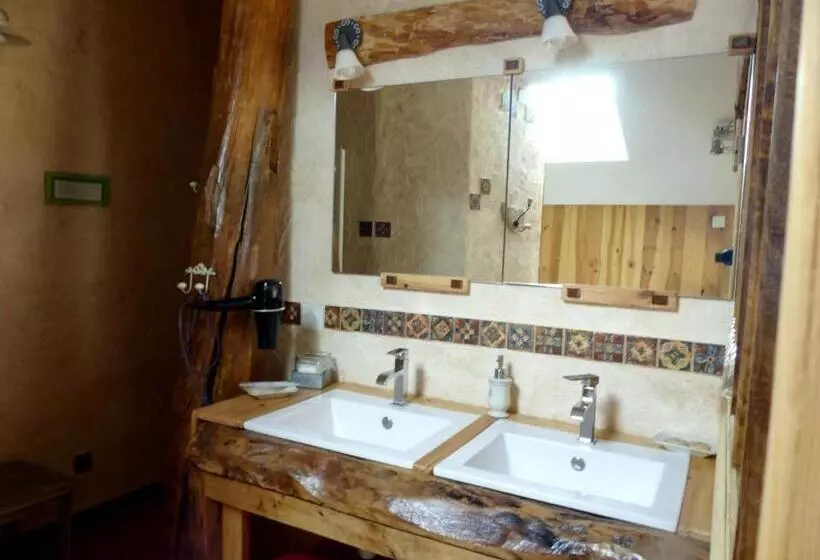 ベッドアンドブレックファースト Le Jardin Des Pierres Brunes