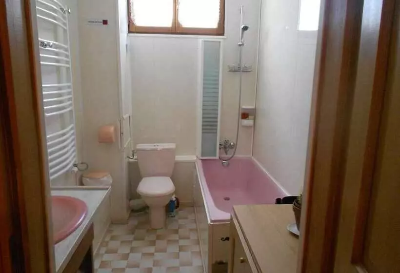 Aamiaismajoitus (B&B) L'eclipse