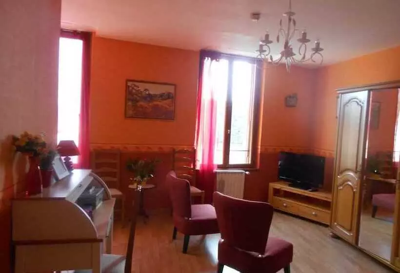 Aamiaismajoitus (B&B) L'eclipse