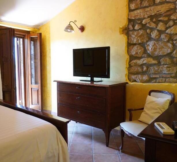 호텔 Al Piccolo Borgo Locanda Con Alloggio