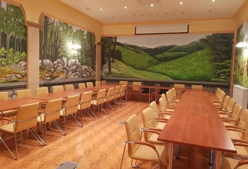 Hotelli Ezüstfenyő