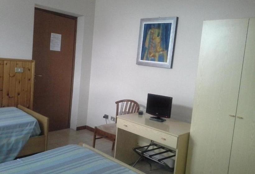 فندق Ticino Ristorante Chierico