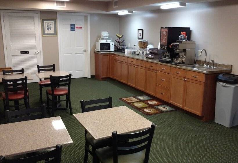 모텔 Hurricane Inn