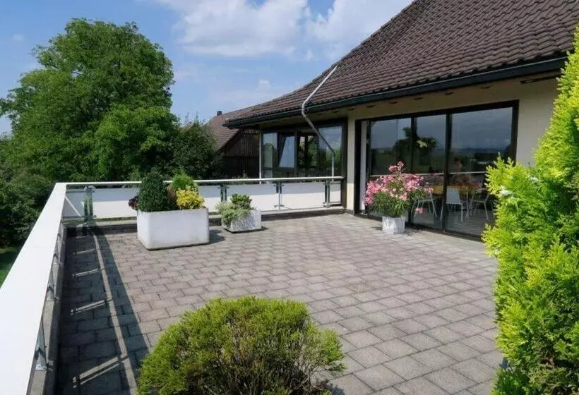 ペンション Haus St.michael