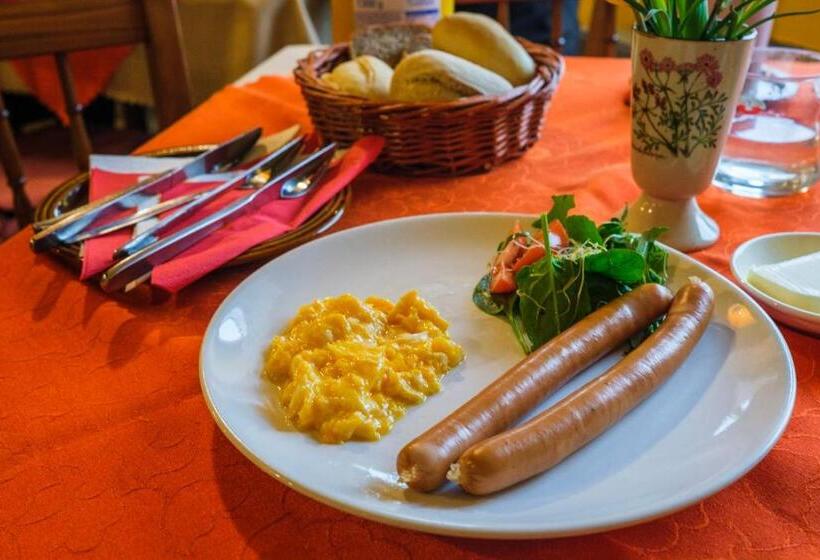 بنسيون Kačenka