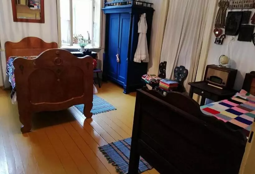 ペンション Rozmaringos Udvarház