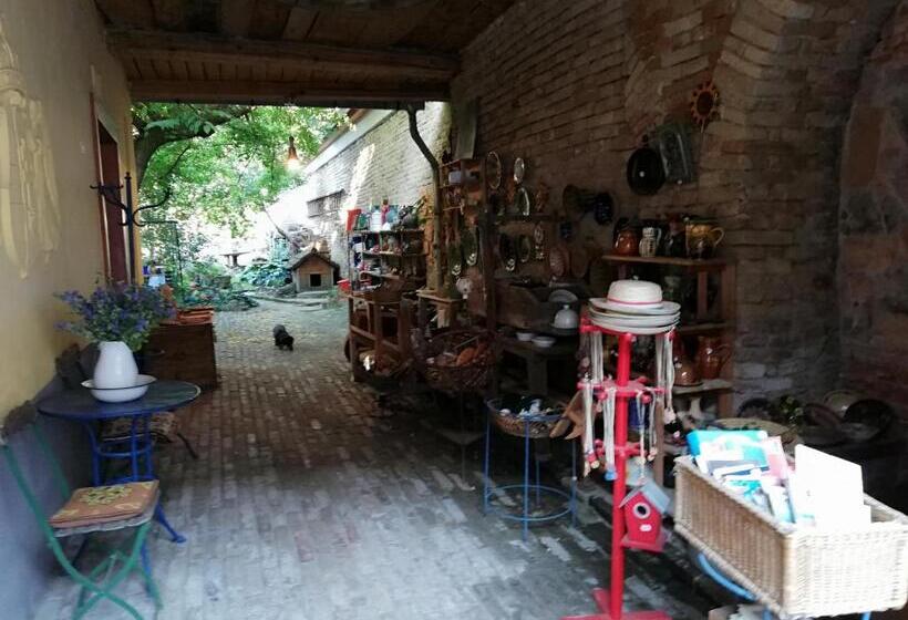 ペンション Rozmaringos Udvarház