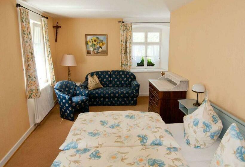 הוסטל Gasthaus Zum Rössle