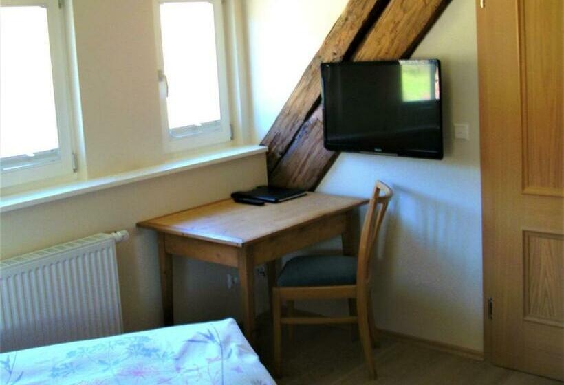 הוסטל Gasthaus Zum Rössle