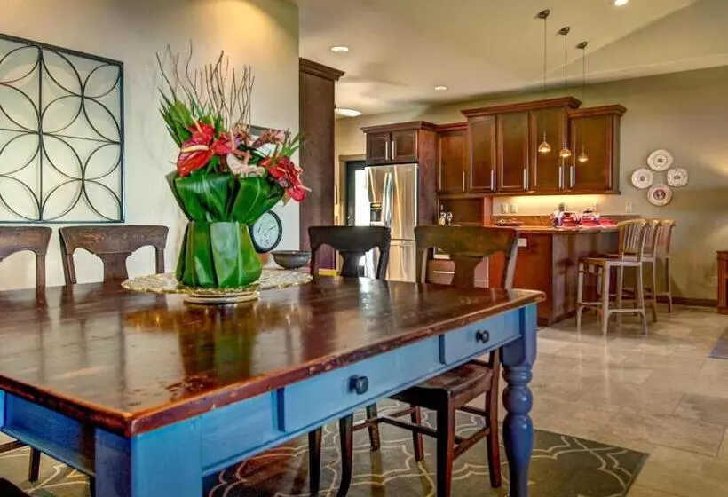 Retkeilymaja Mahana House Country Inn