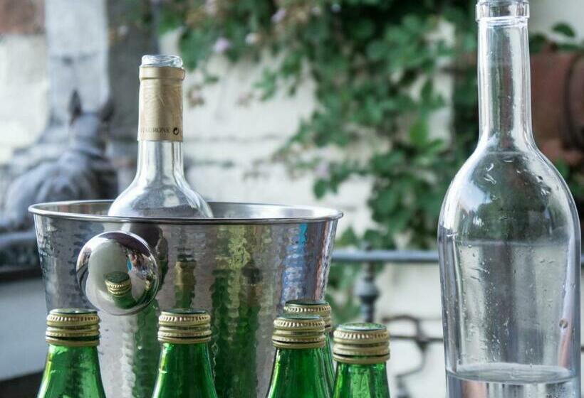 ベッドアンドブレックファースト La Bouchère 33