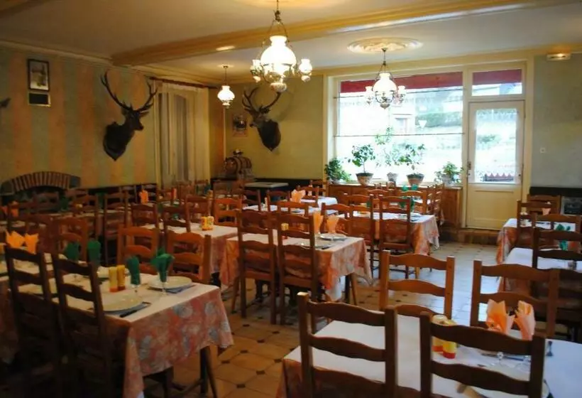 Hotelli Des Voyageurs Chez Betty