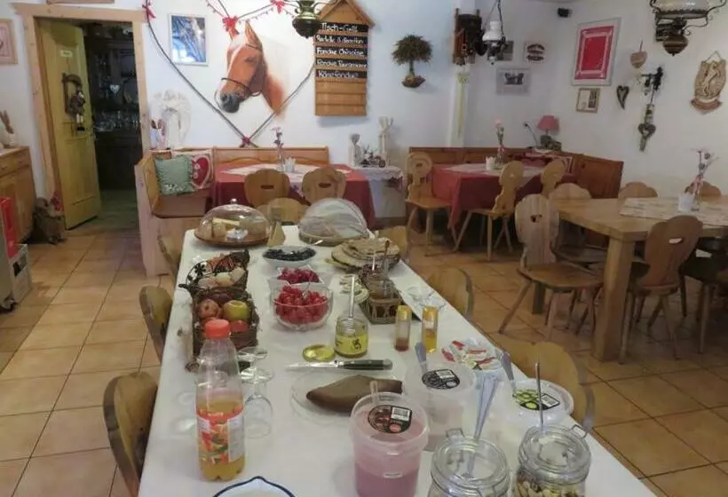 هتل Haflingerhof Frühboden