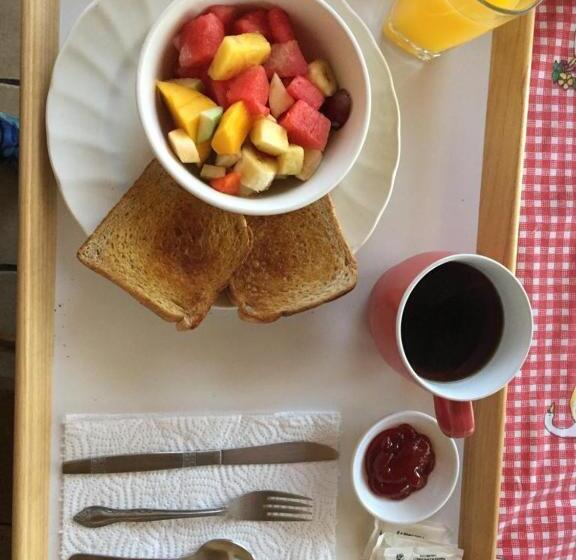 膳宿费 Cabinas Lindo Horizonte