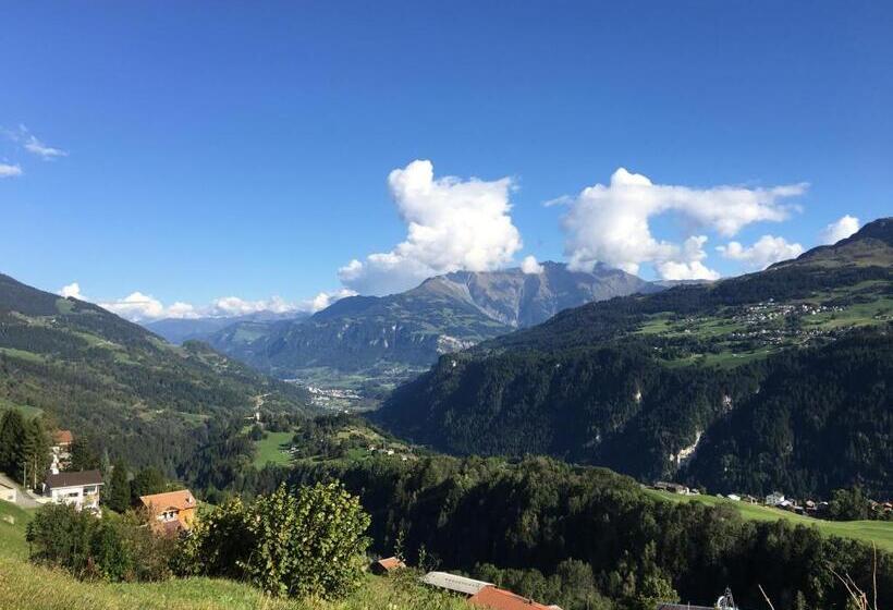 بنسيون Christall