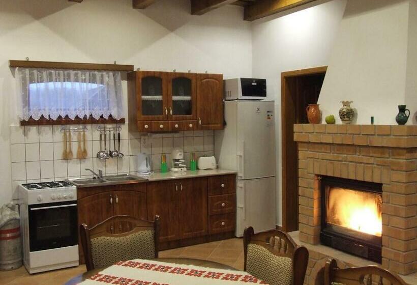 פנסיון öreg Somfa Vendégház