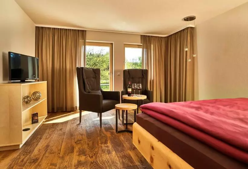 Majatalo Stern Romantik Am Hof