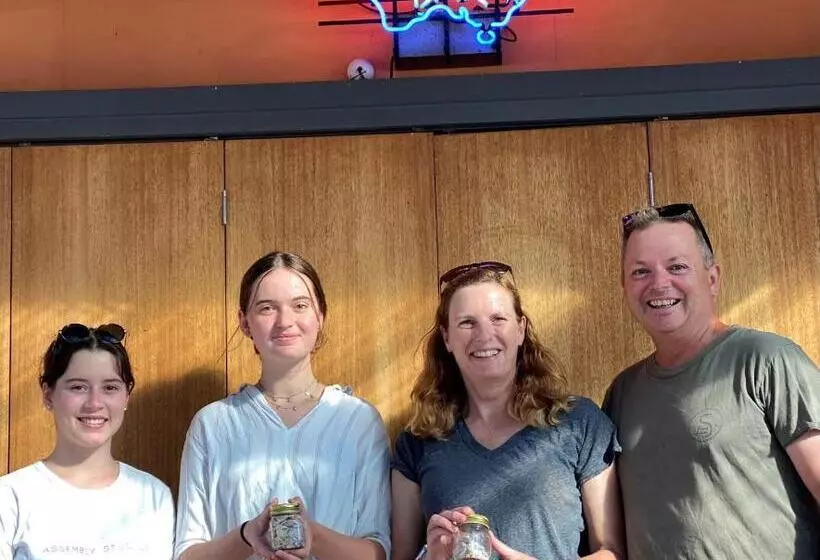 White Cliffs Underground Motel