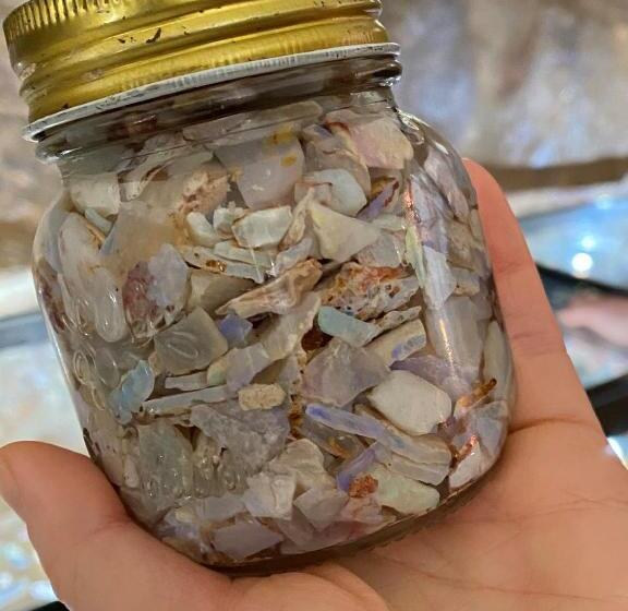 White Cliffs Underground Motel