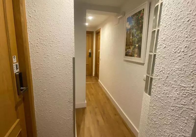 مسافرخانه Catedral Boutique