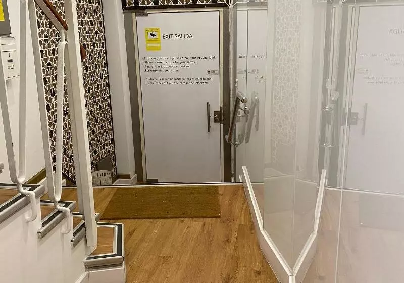 مسافرخانه Catedral Boutique