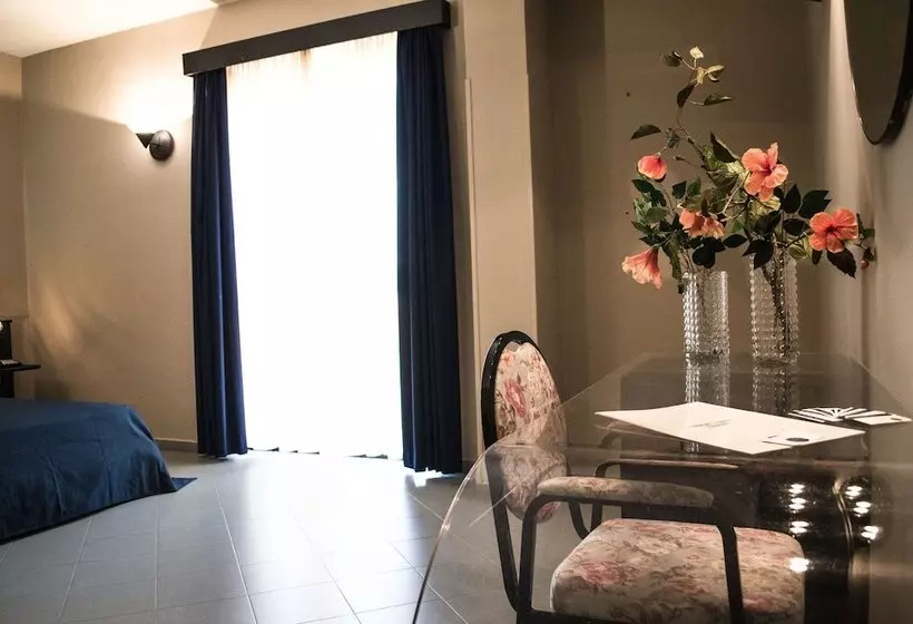 فندق Residence Calarossa