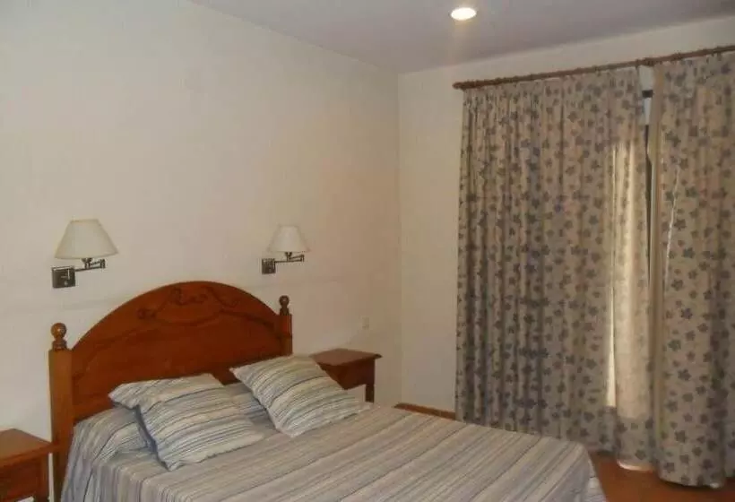 Отель Doña Aldonza