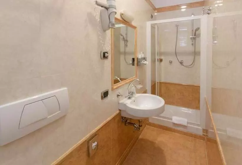 هتل Hosianum Palace