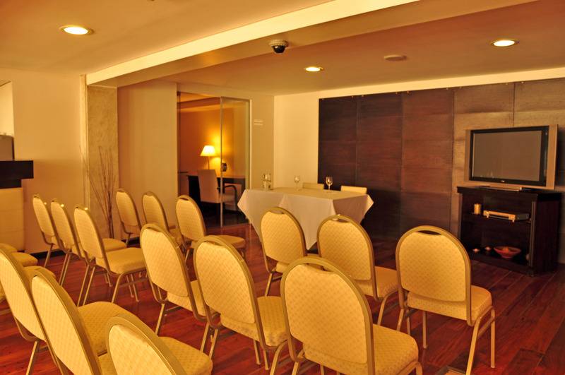 هتل Kenton Palace Bariloche