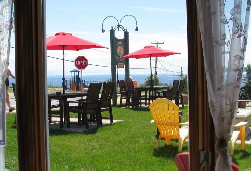 בית מלון כפרי Le Pionnier