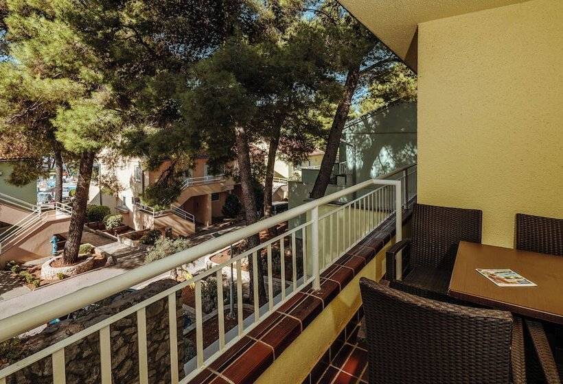 בית מלון כפרי Matilde Beach Resort