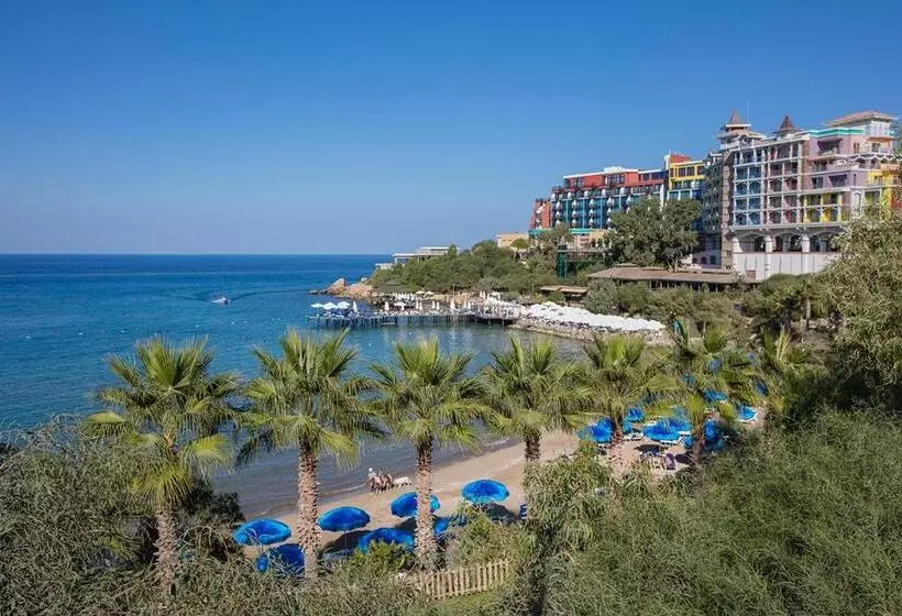 Merit Crystal Cove Hotel Casino & Spa