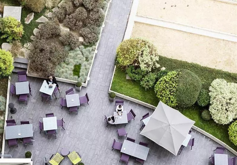 Novotel Suites Paris Montreuil Vincennes