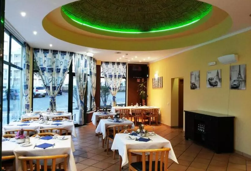 Plaza Real Atlantichotels