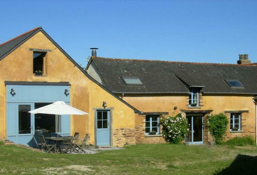 민박 Chambres D'hôtes La Penhatière