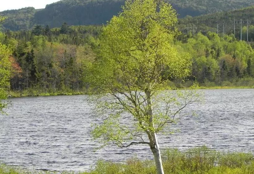 Aamiaismajoitus (B&B) Rumi Guest House On The Cabot Trail