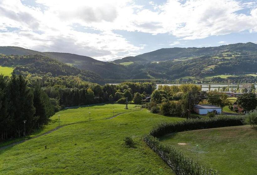 בית מלון כפרי Buchberg38