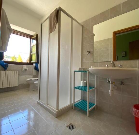 فندق Chalet Della Luna Attenzione Lavori Di Ristrutturazione In Corso Impalcatura