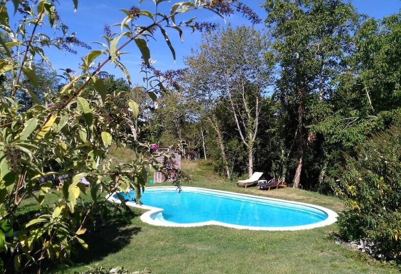 ホテル Chambre D'hotes Cugnac