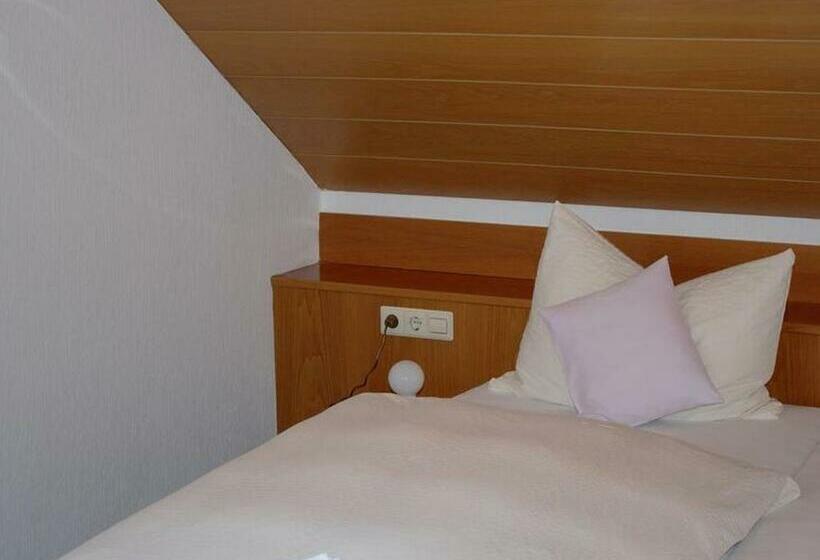 בית מלון כפרי Garni Silberdistel