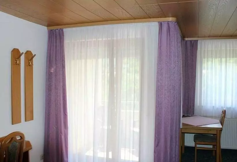 Hotelli Garni Silberdistel