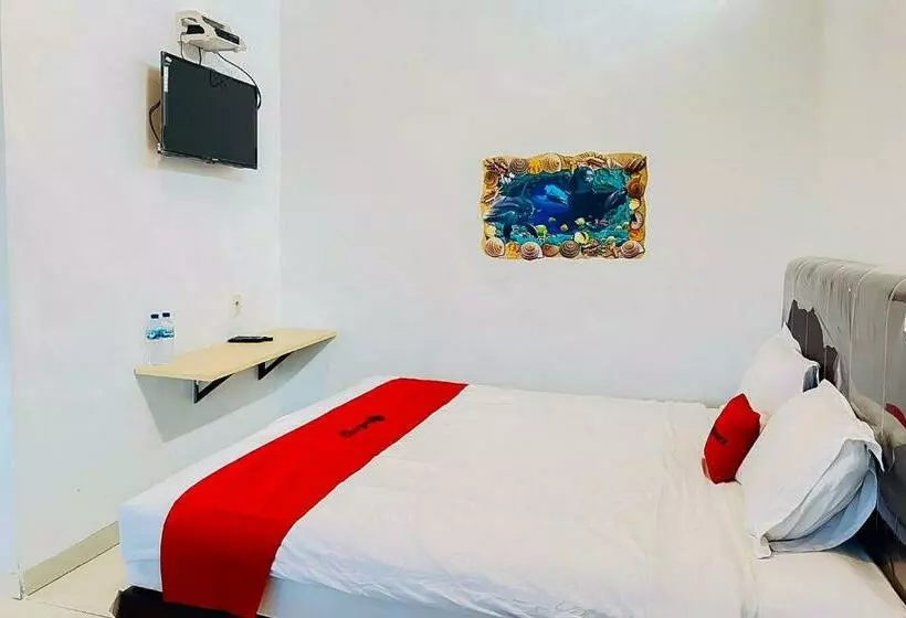 Hotelli Reddoorz At Damai Guest House Kabanjahe