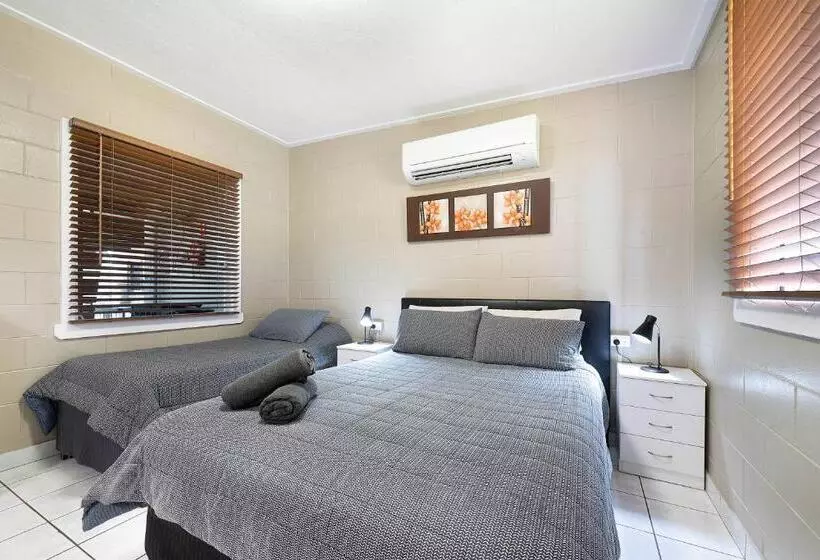 Motelli Seaforth Holiday Units