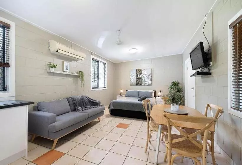 Motelli Seaforth Holiday Units