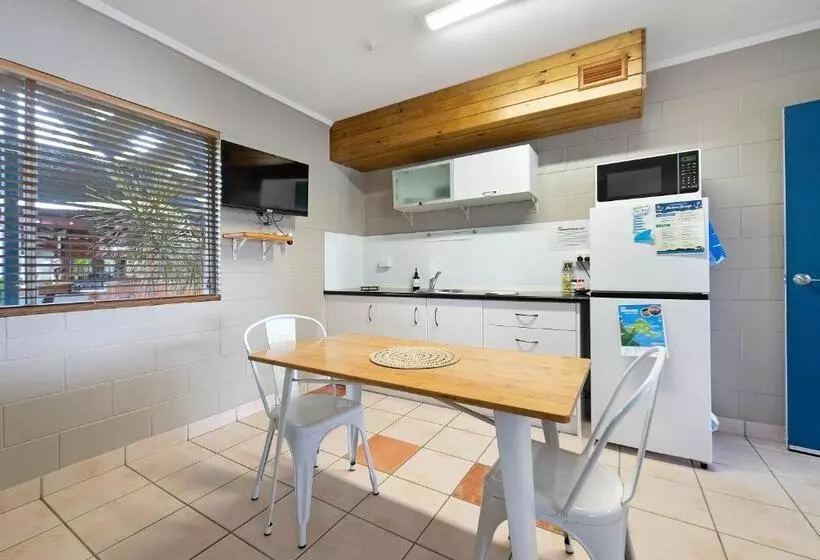 Motelli Seaforth Holiday Units