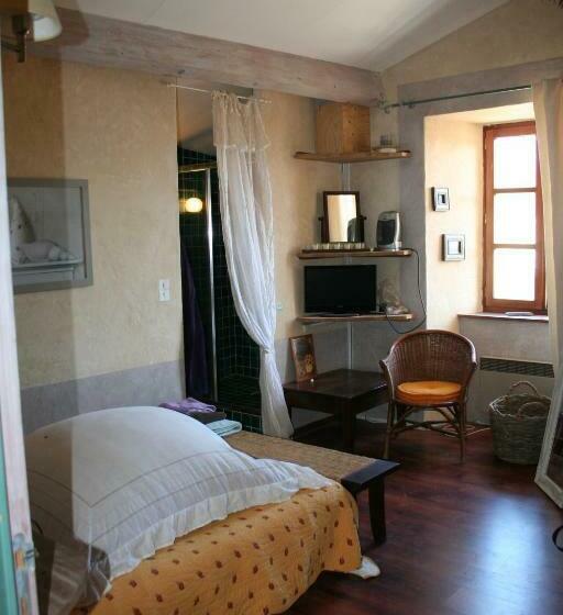 Pensjonat Chambre D'hôtes La Romarine