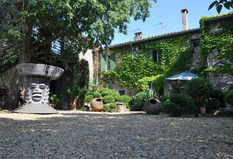 Majatalo La Mazade De Saint Mamert