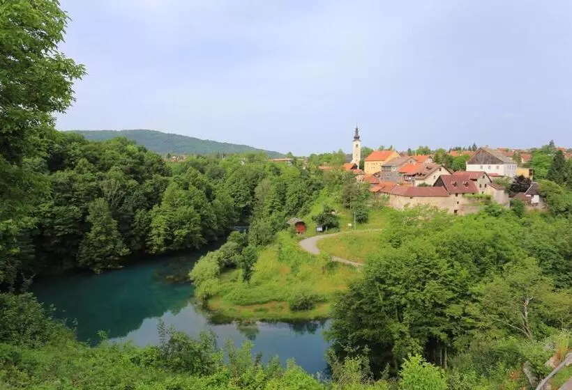 ペンション Rooms With A Parking Space Slunj, Plitvice   17485