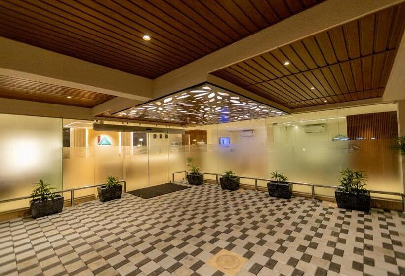 فندق Inland Avenue